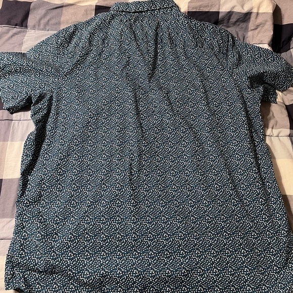 Perry Ellis | Shirts | Mens 2xl Perry Ellis Short Sleeve Buttondown ...